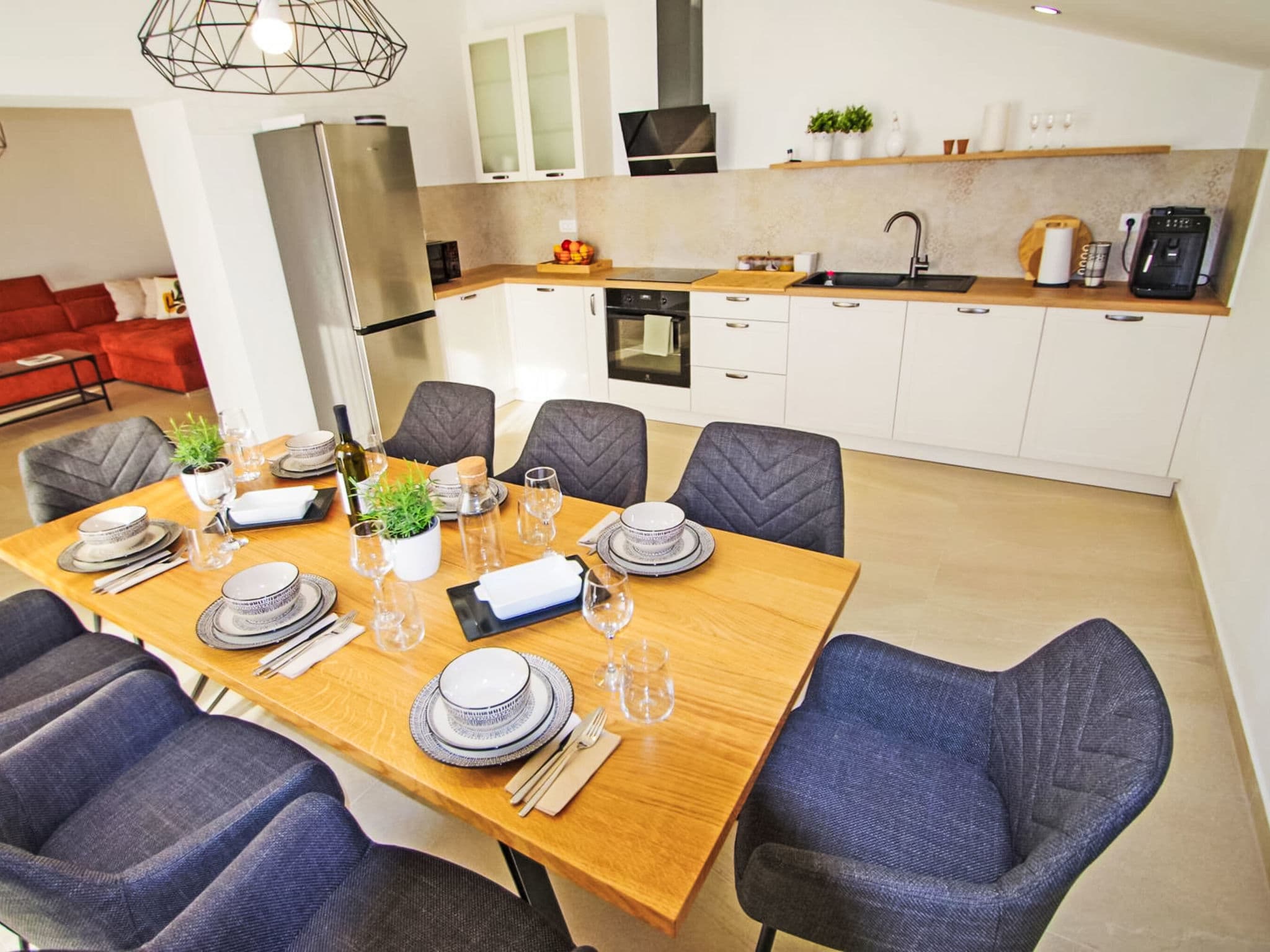 Kitchen / Dining Room
