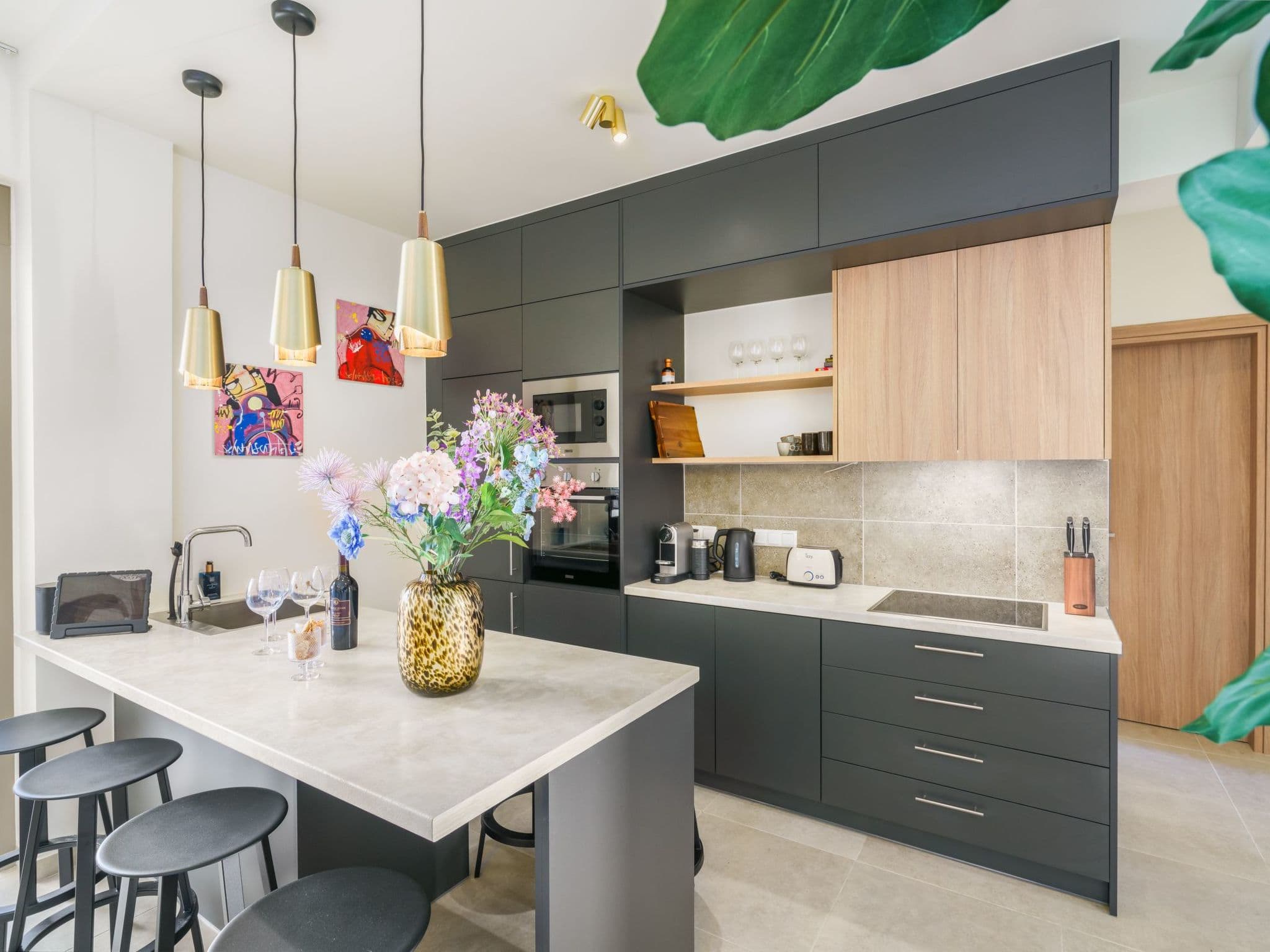 Kitchen / Dining Room
