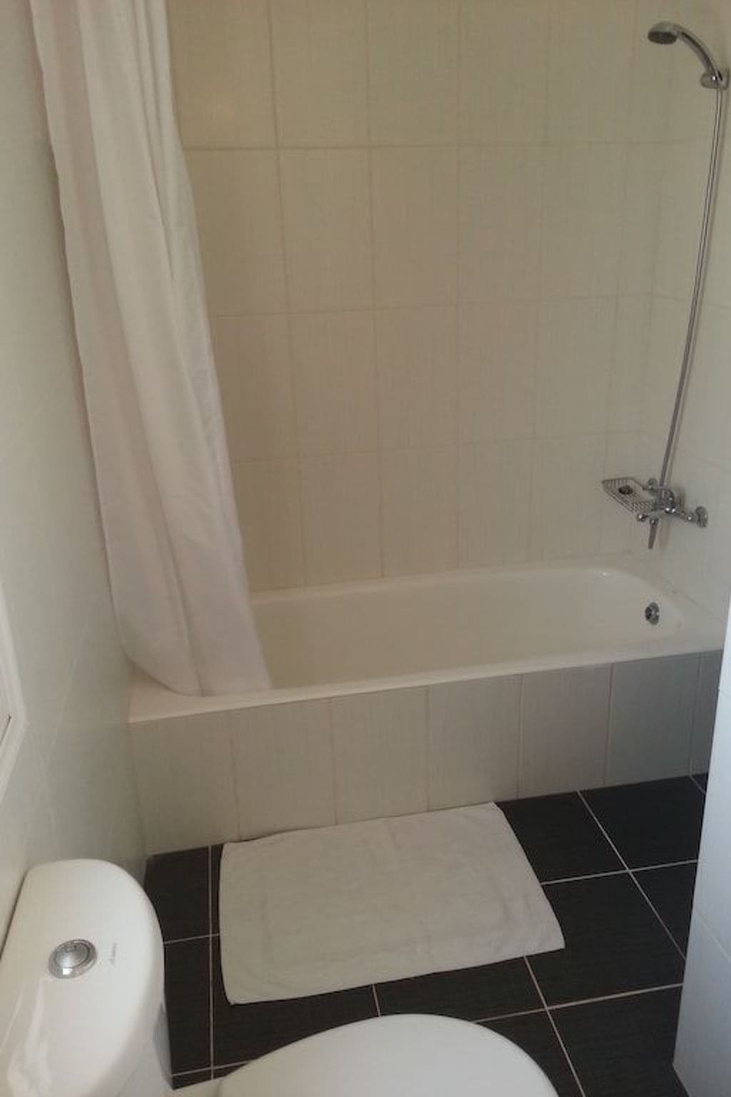 Gallery Image 13