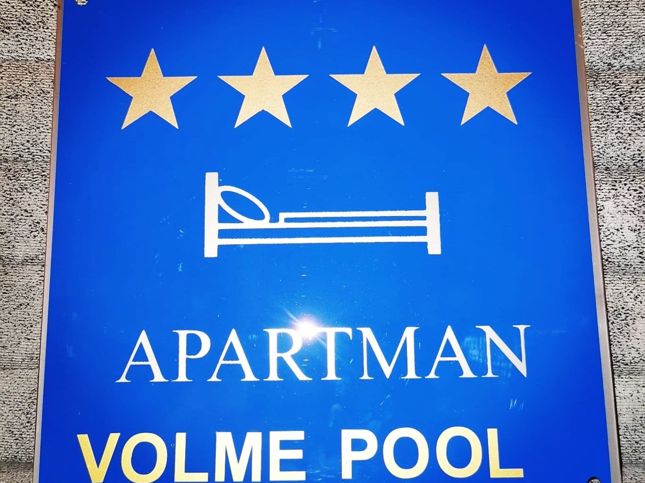 Pool Indoor