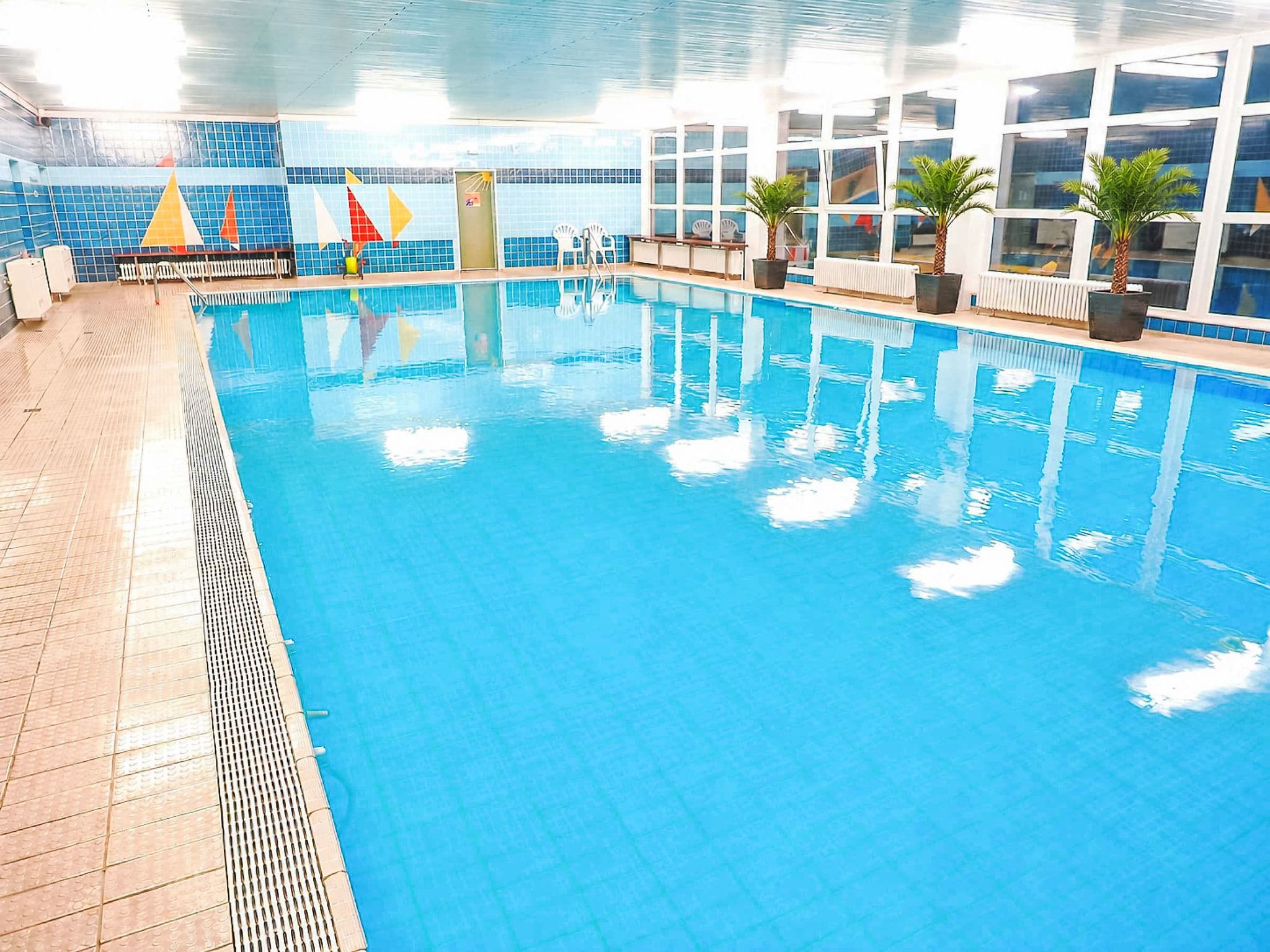 Pool Indoor
