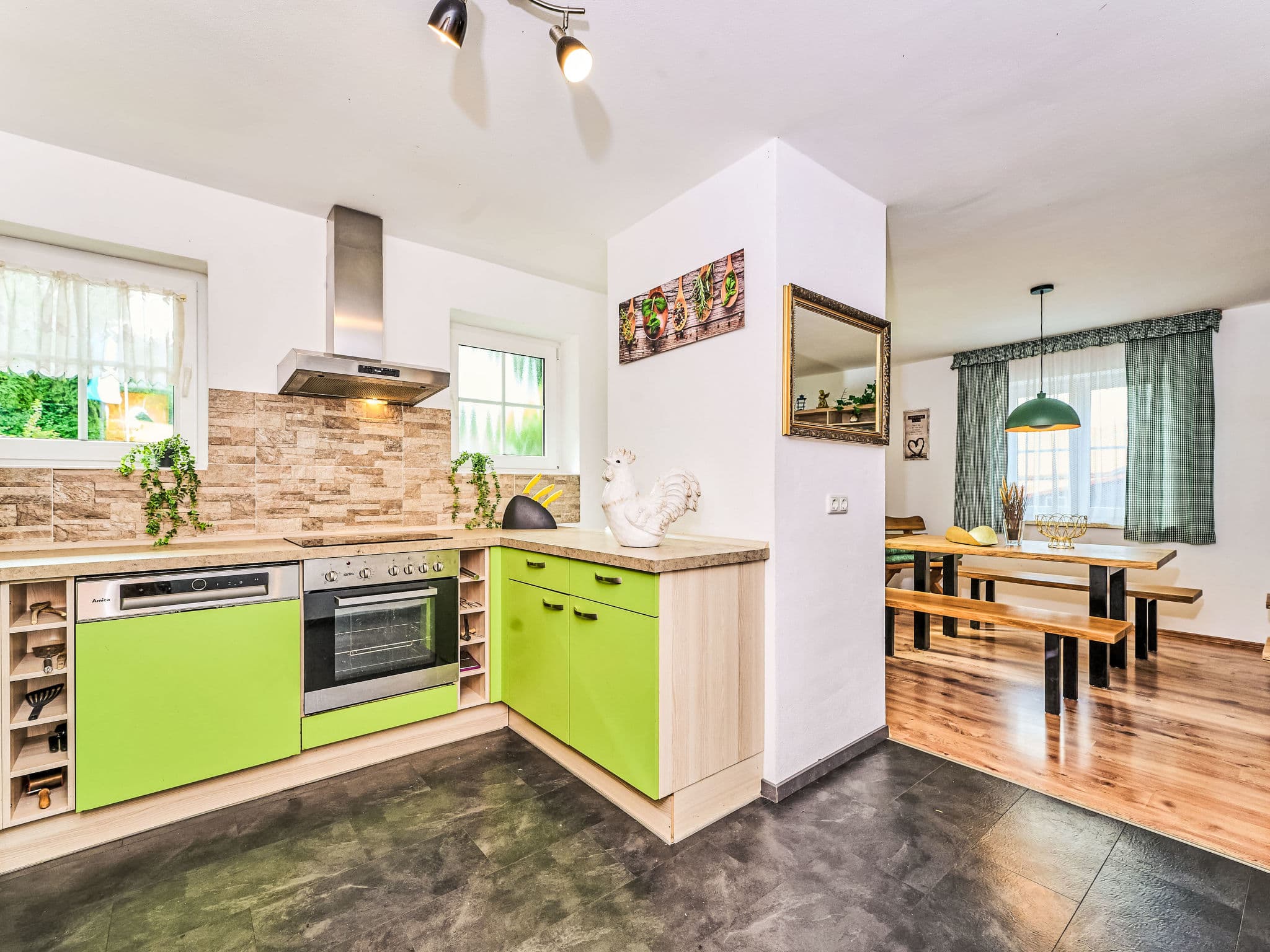 Kitchen / Dining Room
