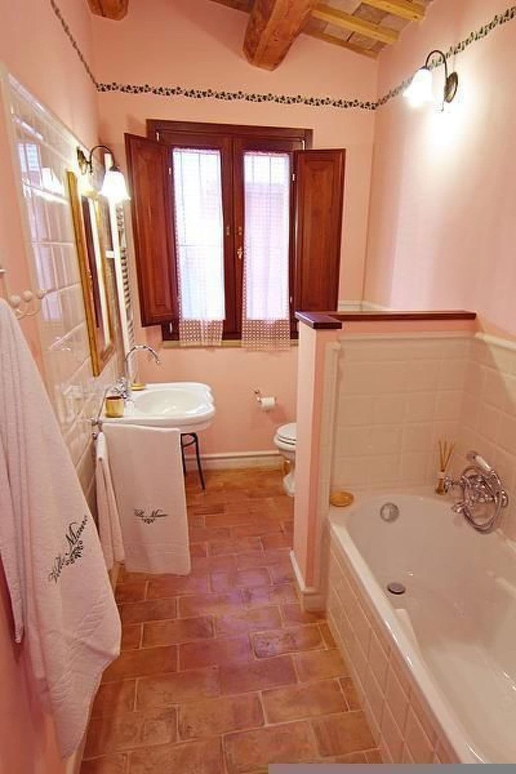 Gallery Image 18