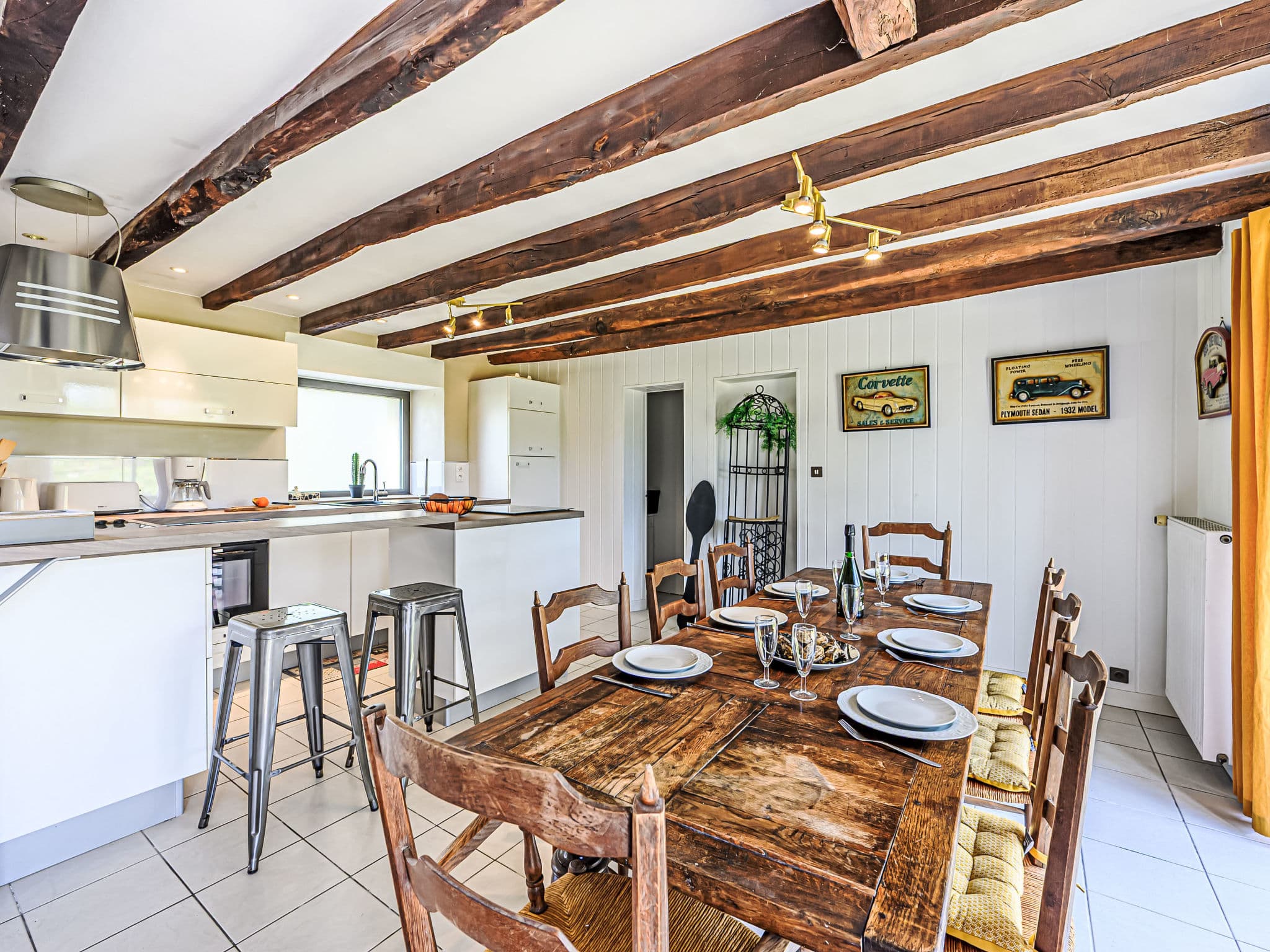 Kitchen / Dining Room