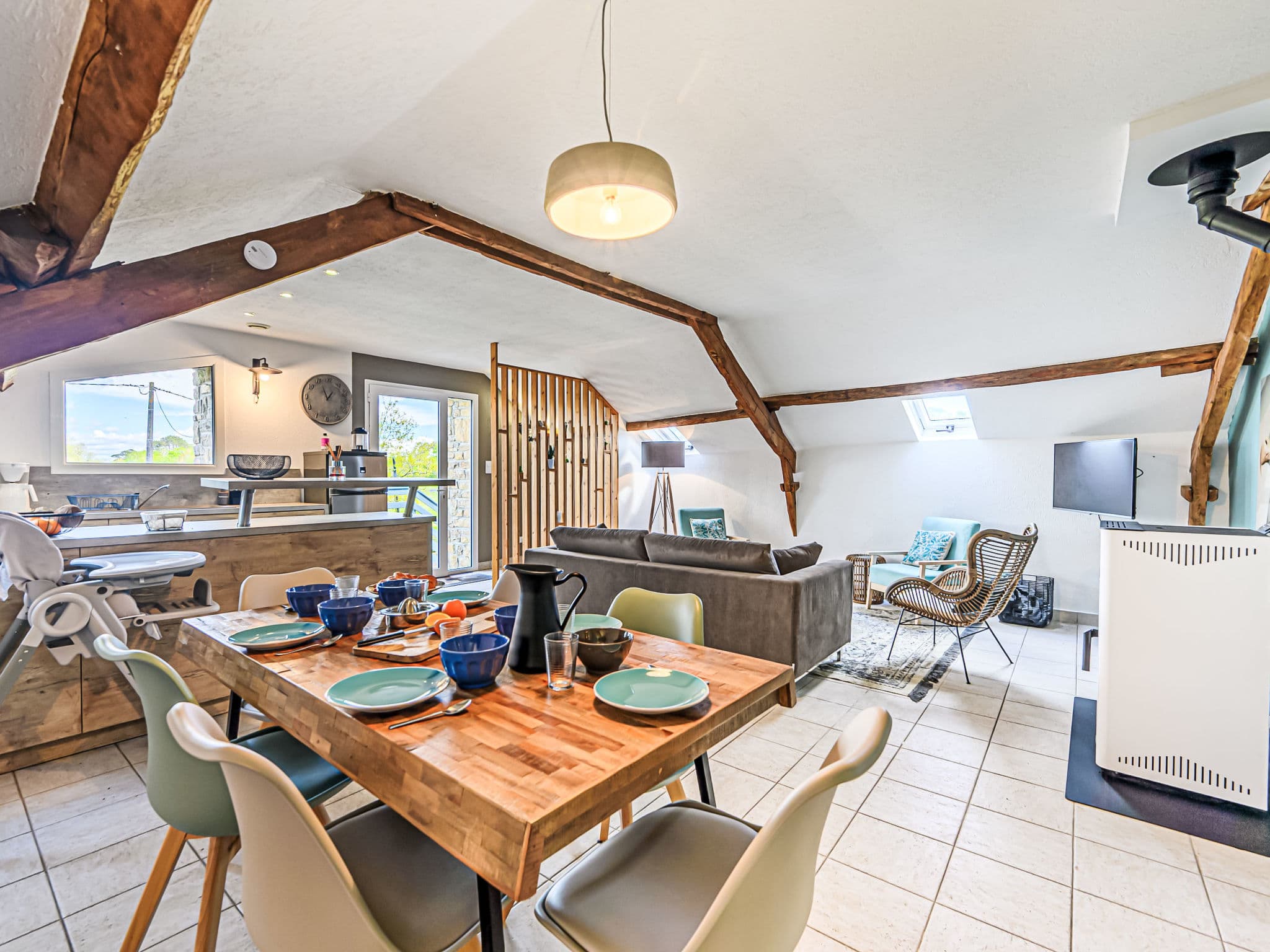 Kitchen / Dining Room