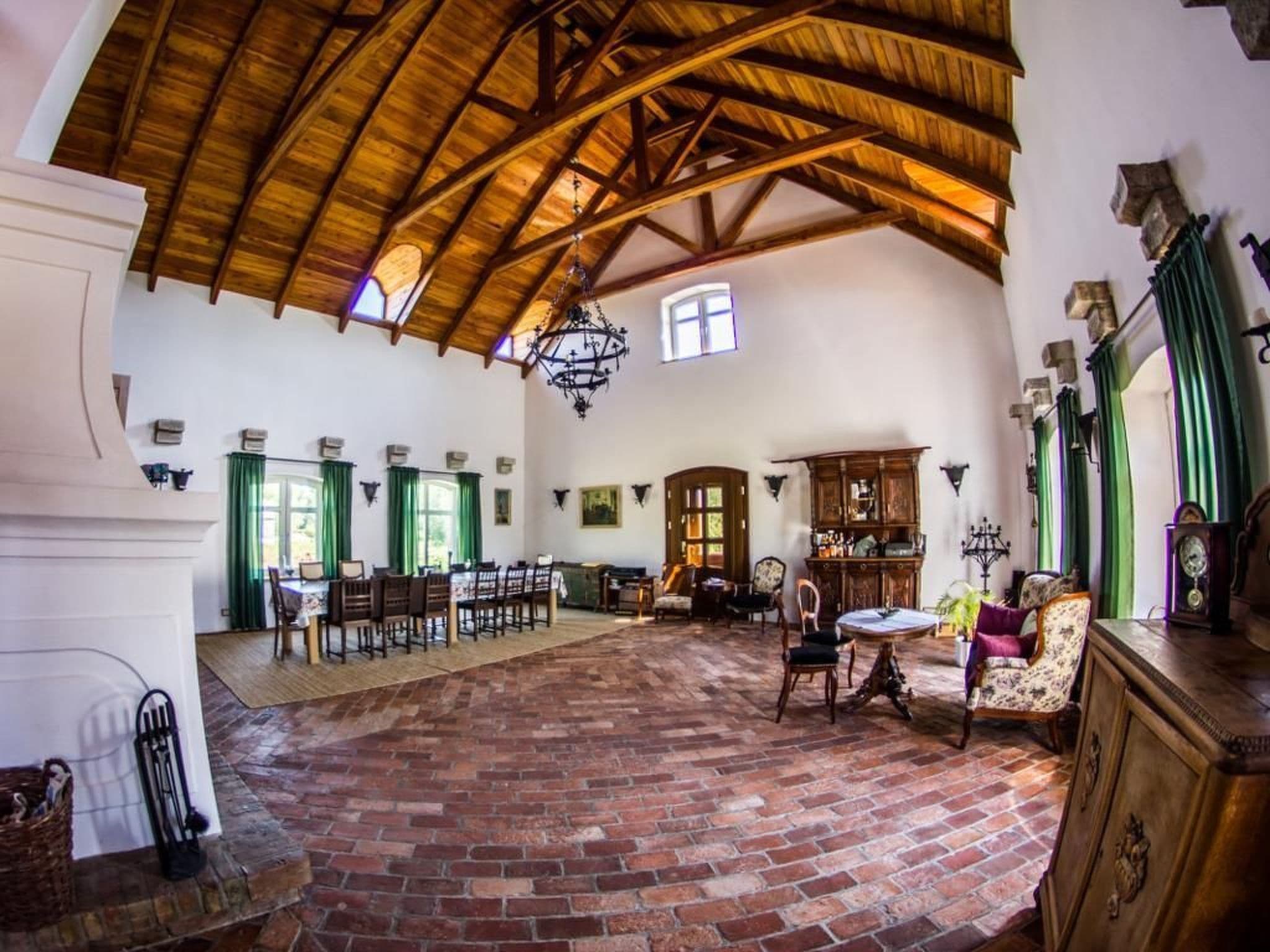 Gallery Image 10