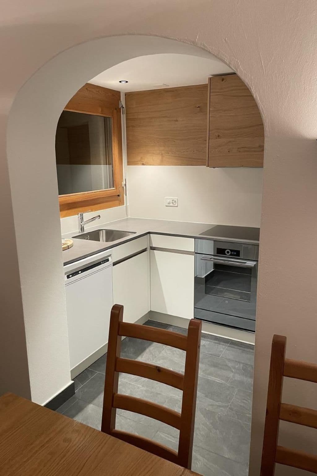 Gallery Image 13