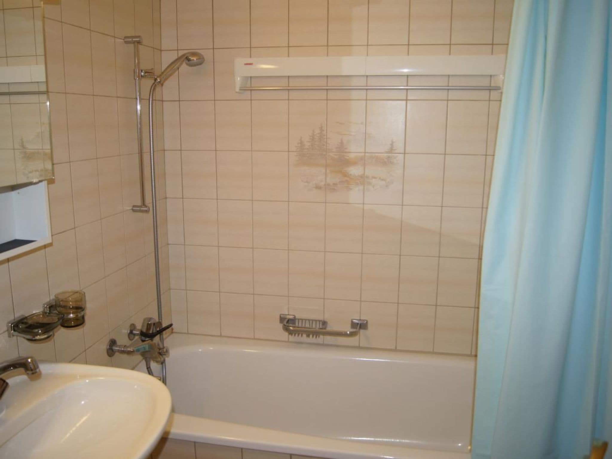 Gallery Image 18