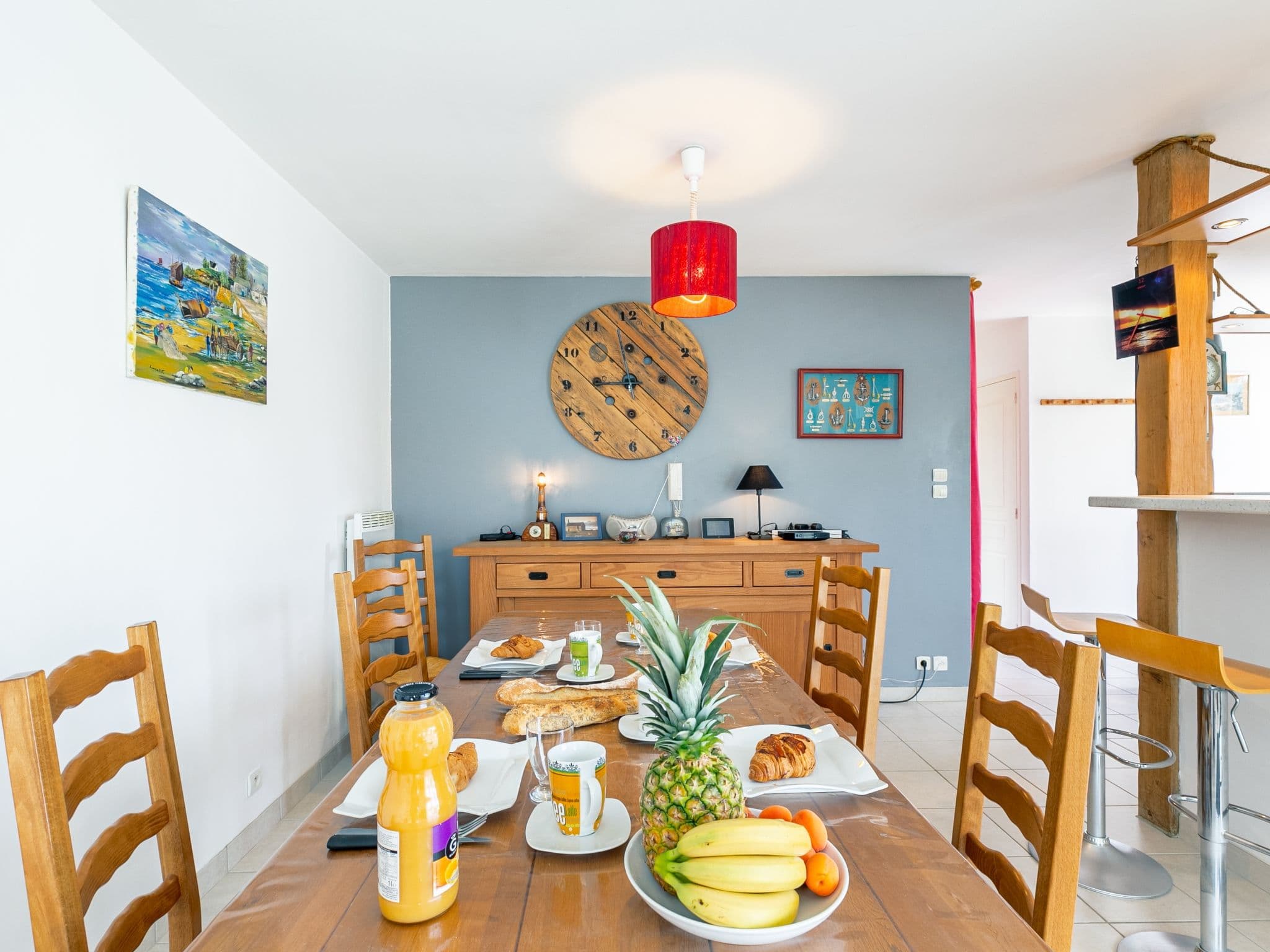 Kitchen / Dining Room