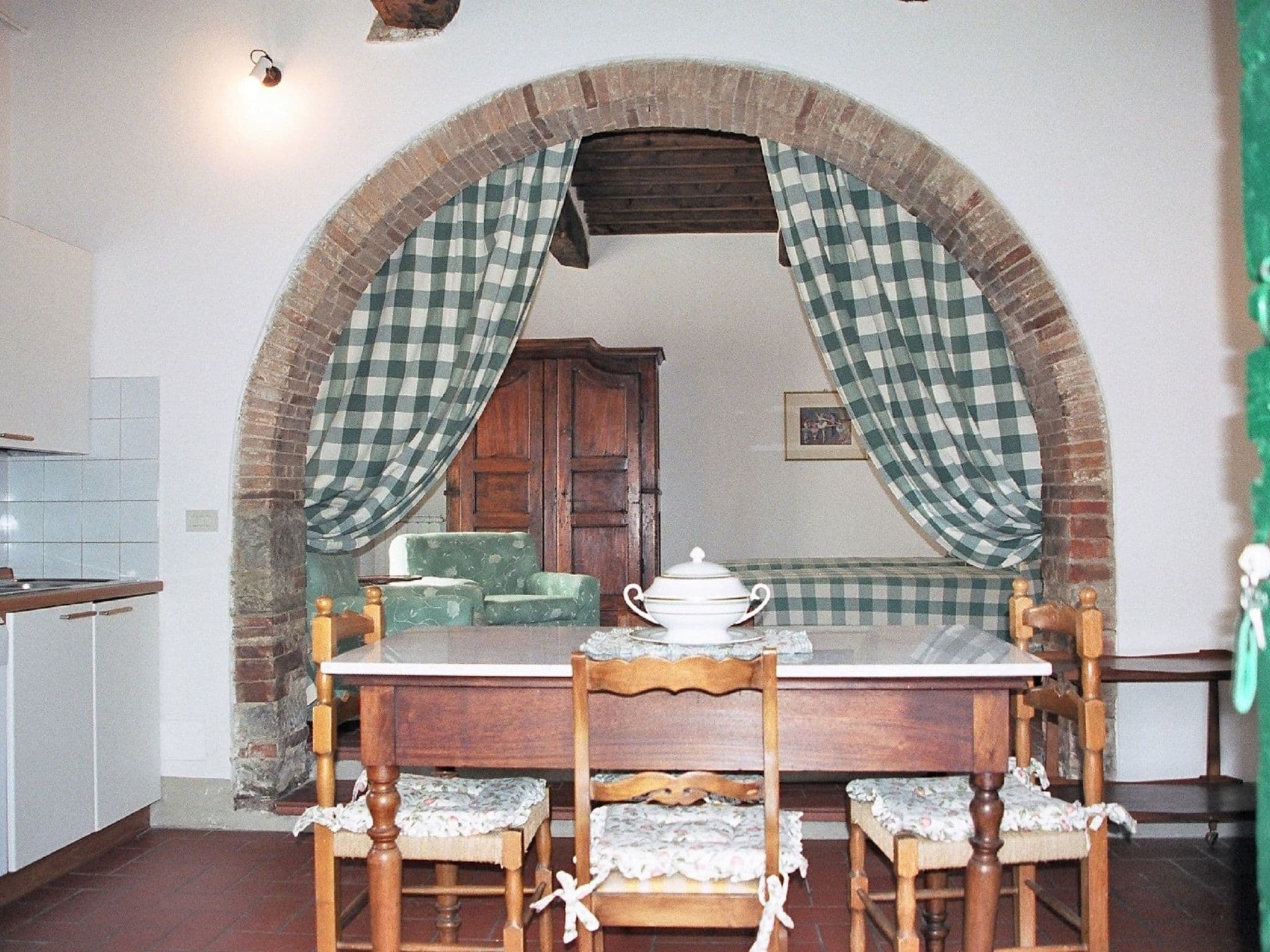 Gallery Image 16
