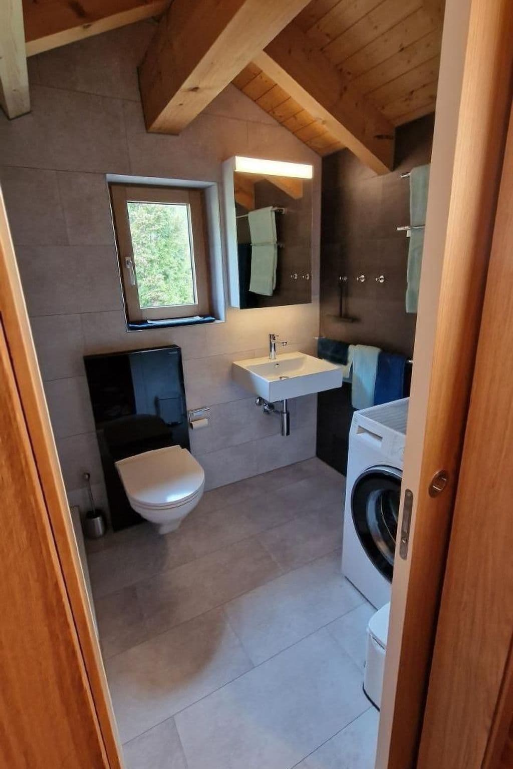 Bathroom / Wellness