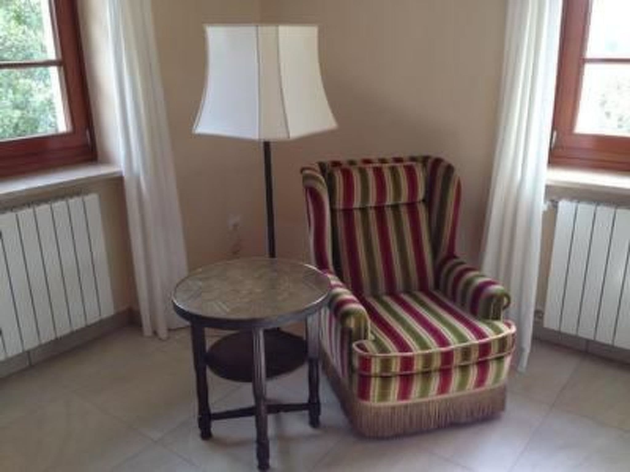 Gallery Image 13