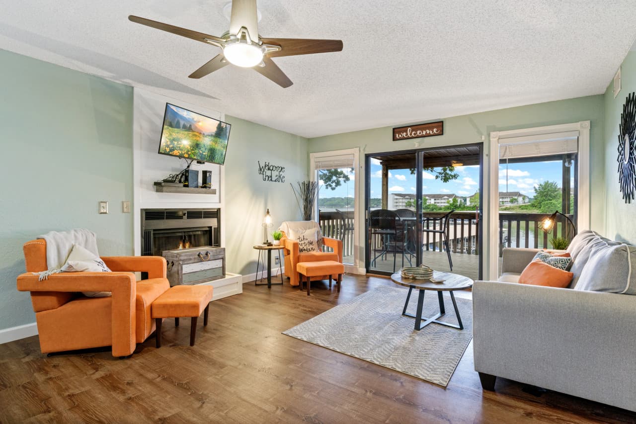04-4 - 291 Southwood Shores Cir 2Aq.jpg