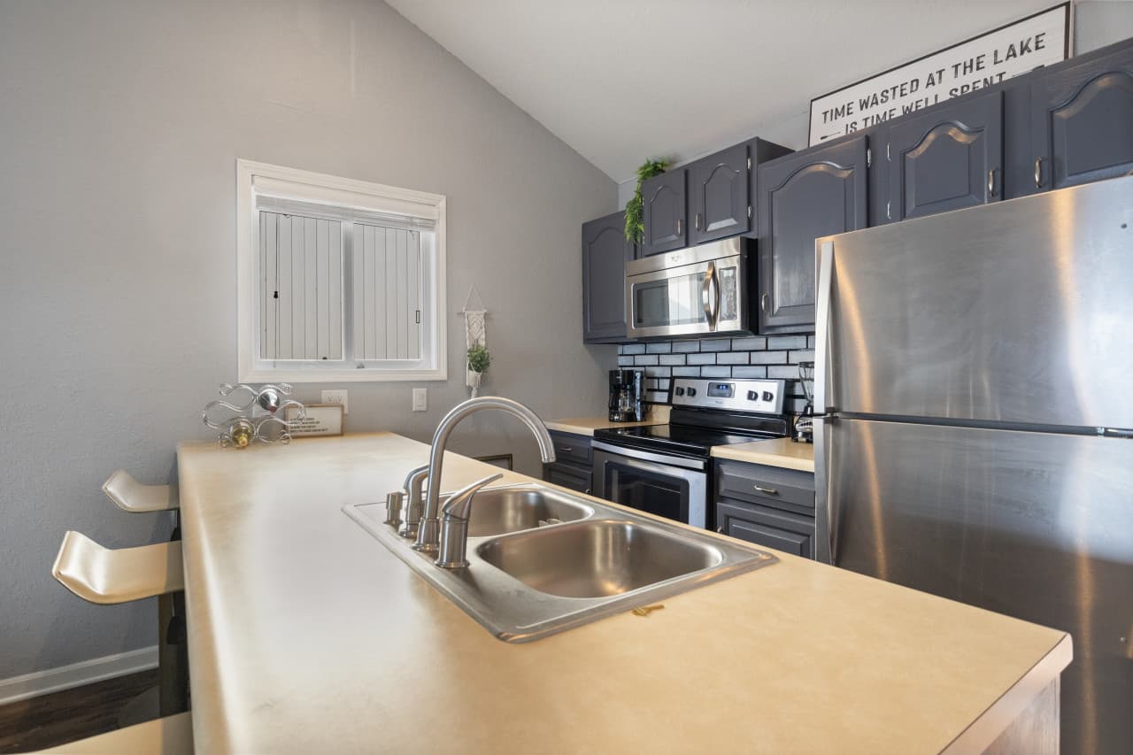 09-9 - 504 Tara Rd 126-4A.jpg