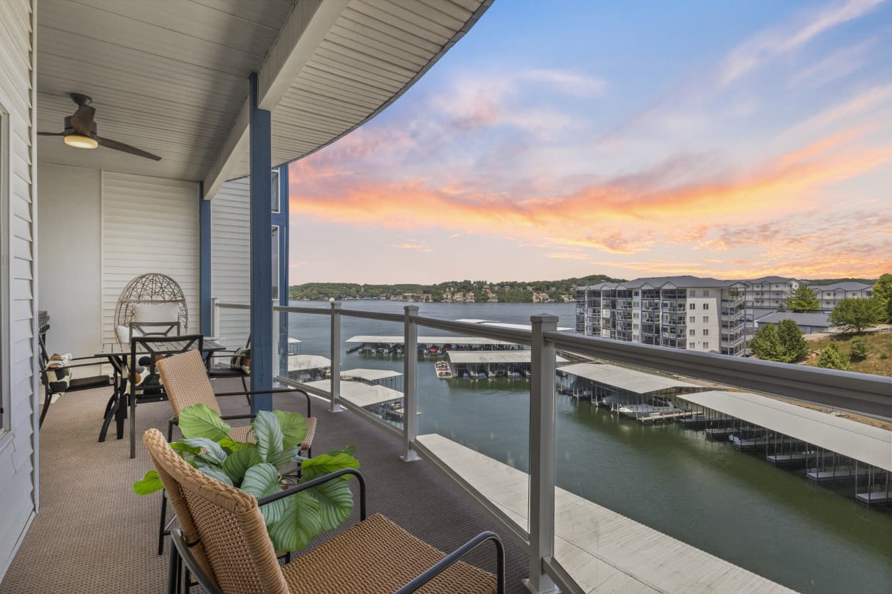 21-151 Upper Monarch Cove Dr 5E - 21.jpg