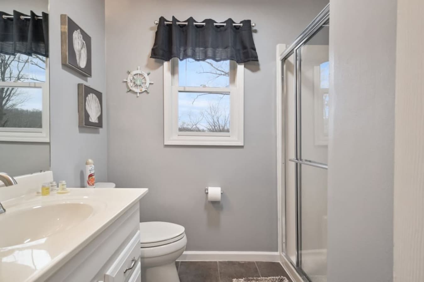 08-8 - 6685 Keystone Dr.jpg