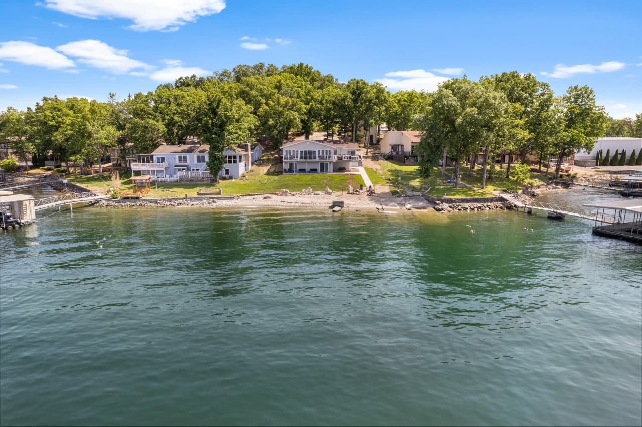 05-160 Scenic Cir - 5.jpg