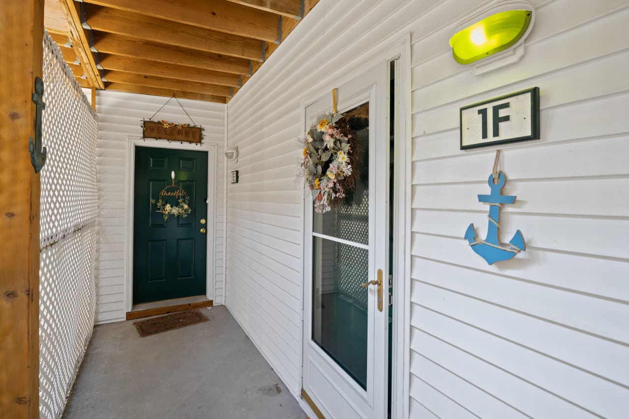 02-464 Cedar Heights Dr 1F - 2.jpg