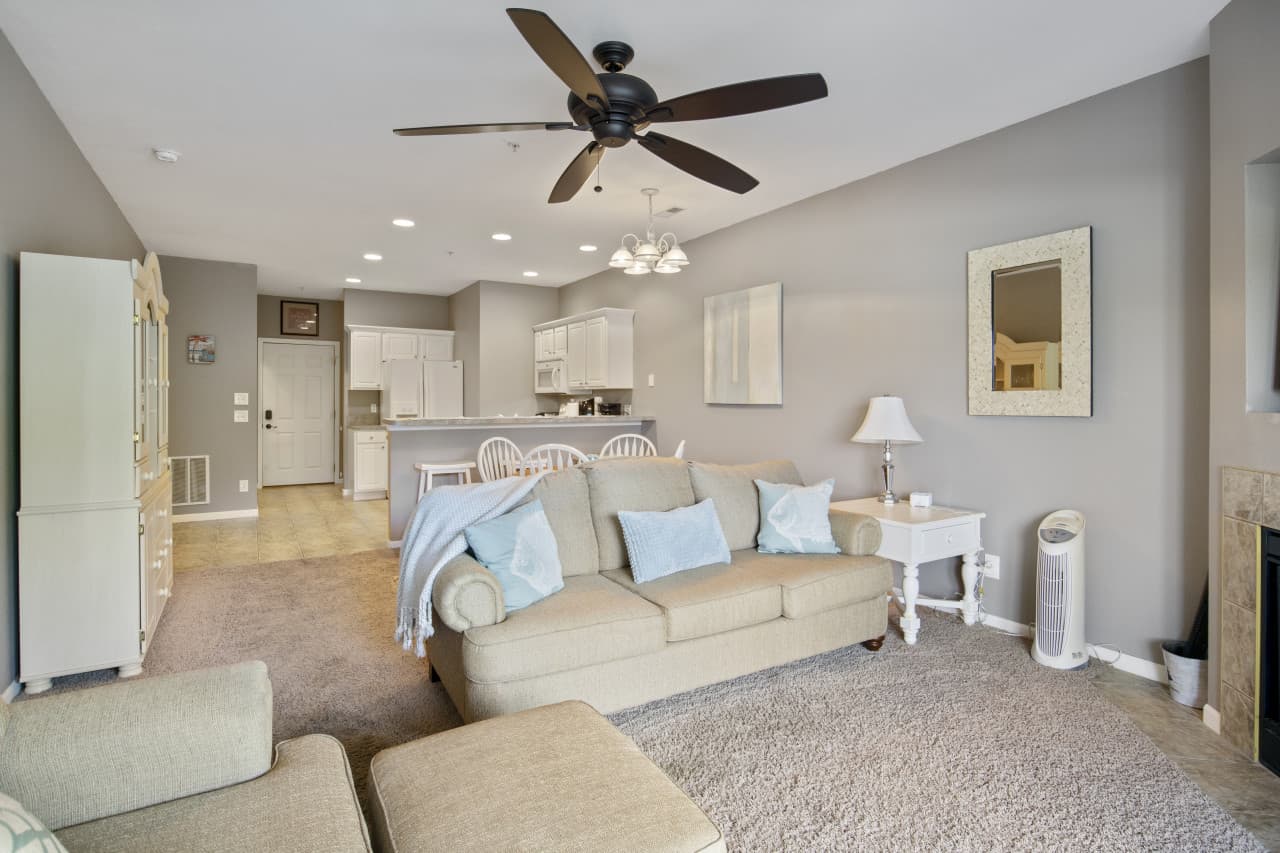 10-464 Cedar Heights Dr 1F - 10.jpg