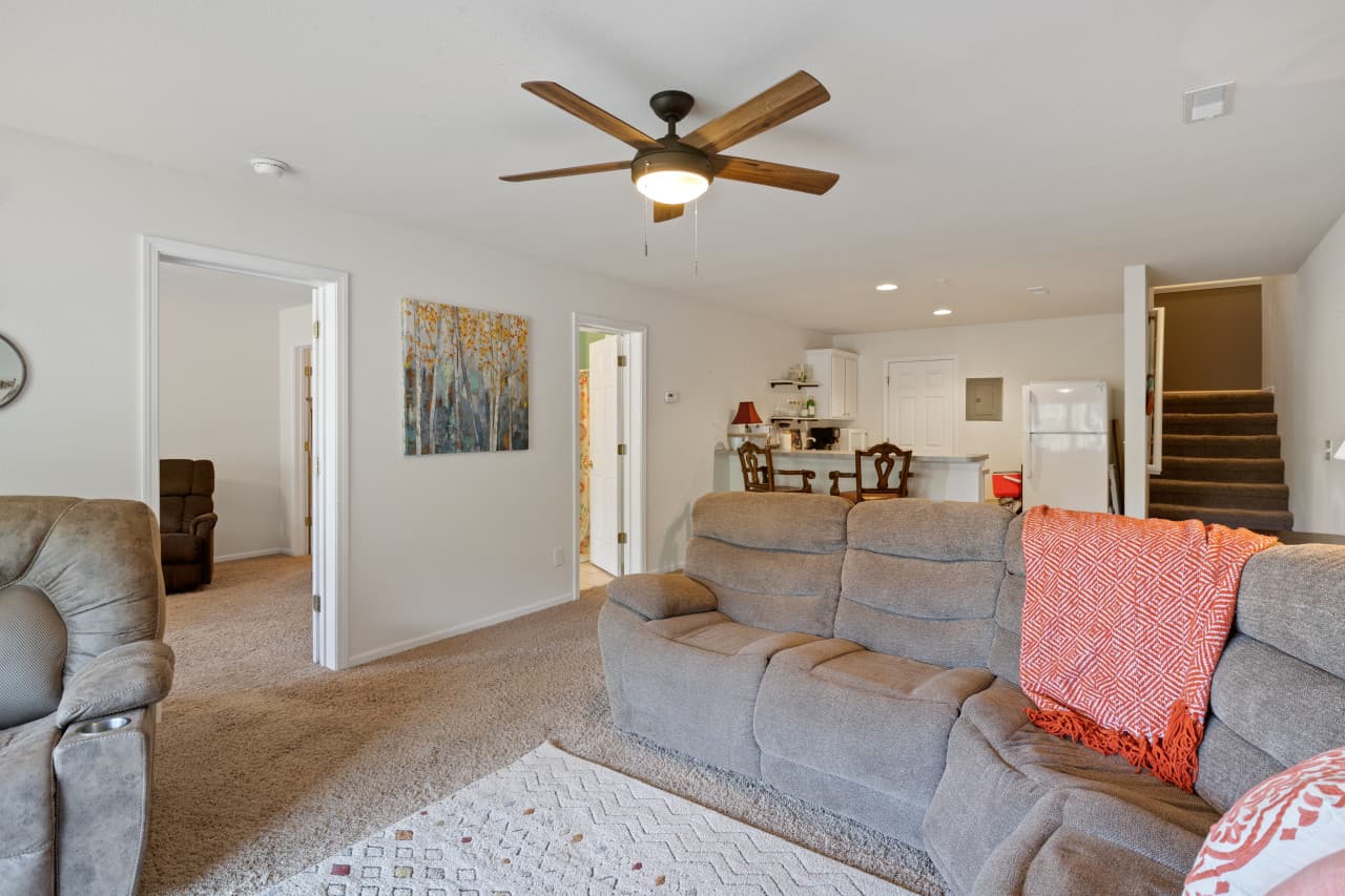 22-464 Cedar Heights Dr 1F - 22.jpg