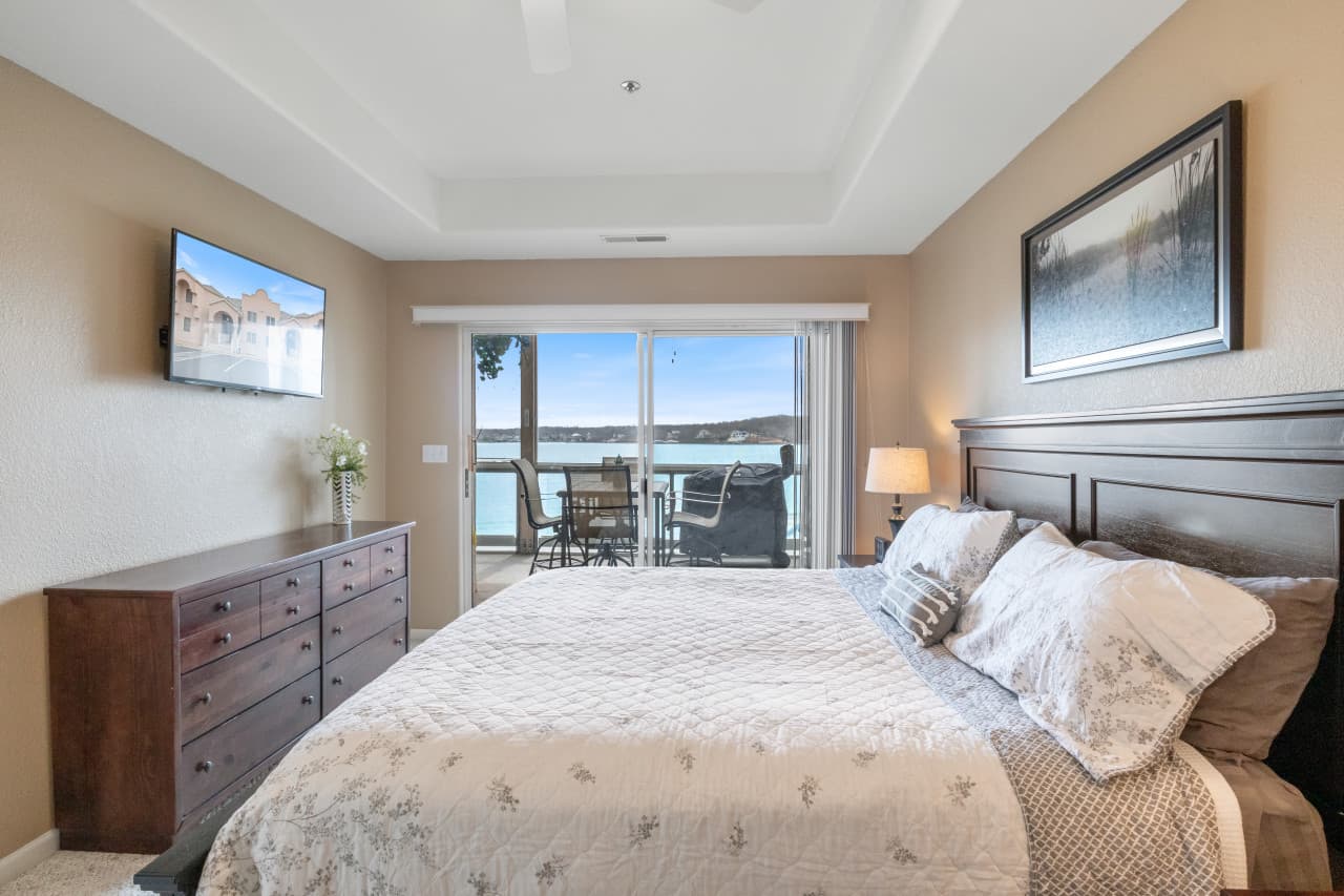 21-204 Emerald Bay Dr - 20.jpg