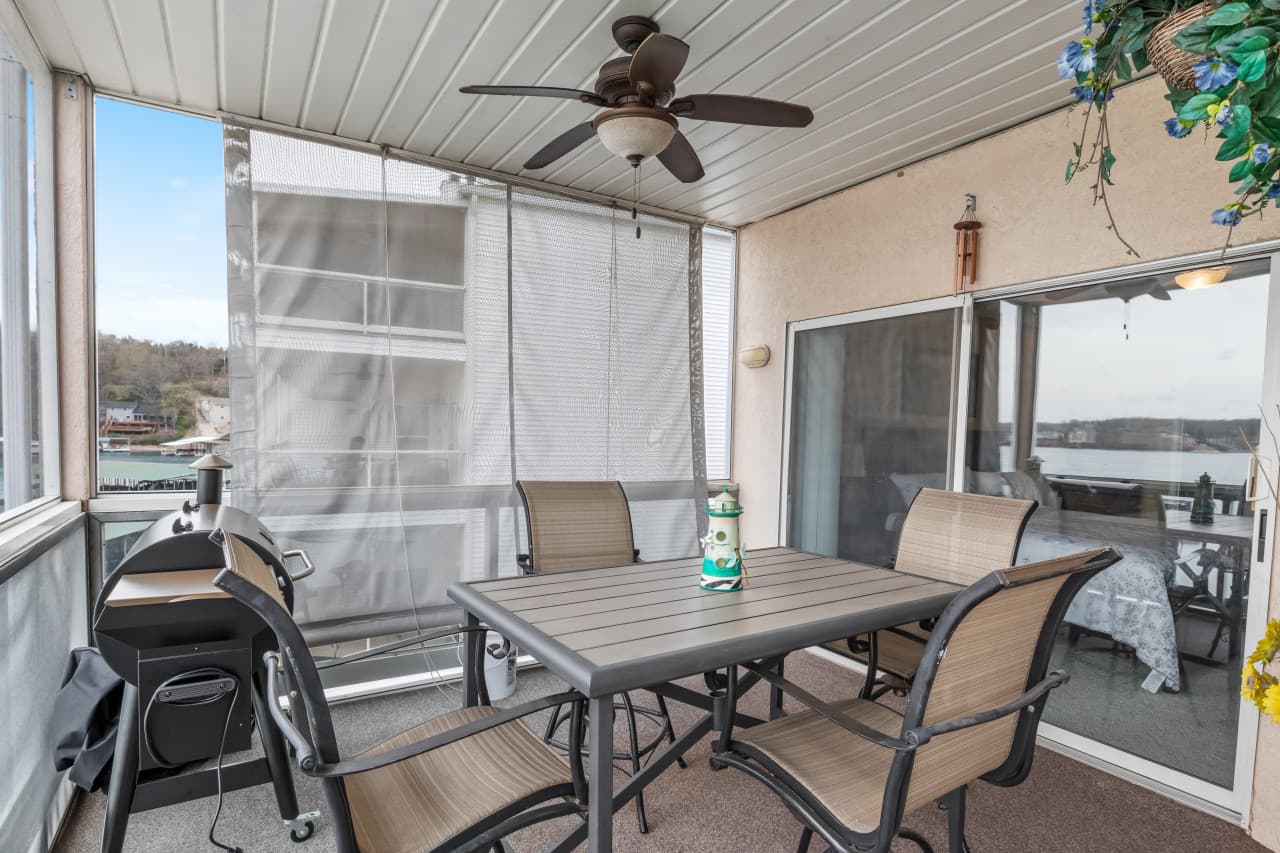 25-204 Emerald Bay Dr - 24.jpg
