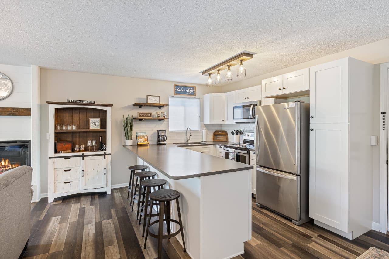 06-43 Southwood Shores Cir - 6.jpg