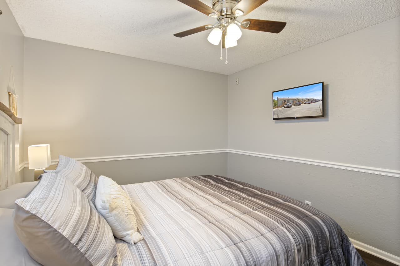 30-43 Southwood Shores Cir - 23.jpg
