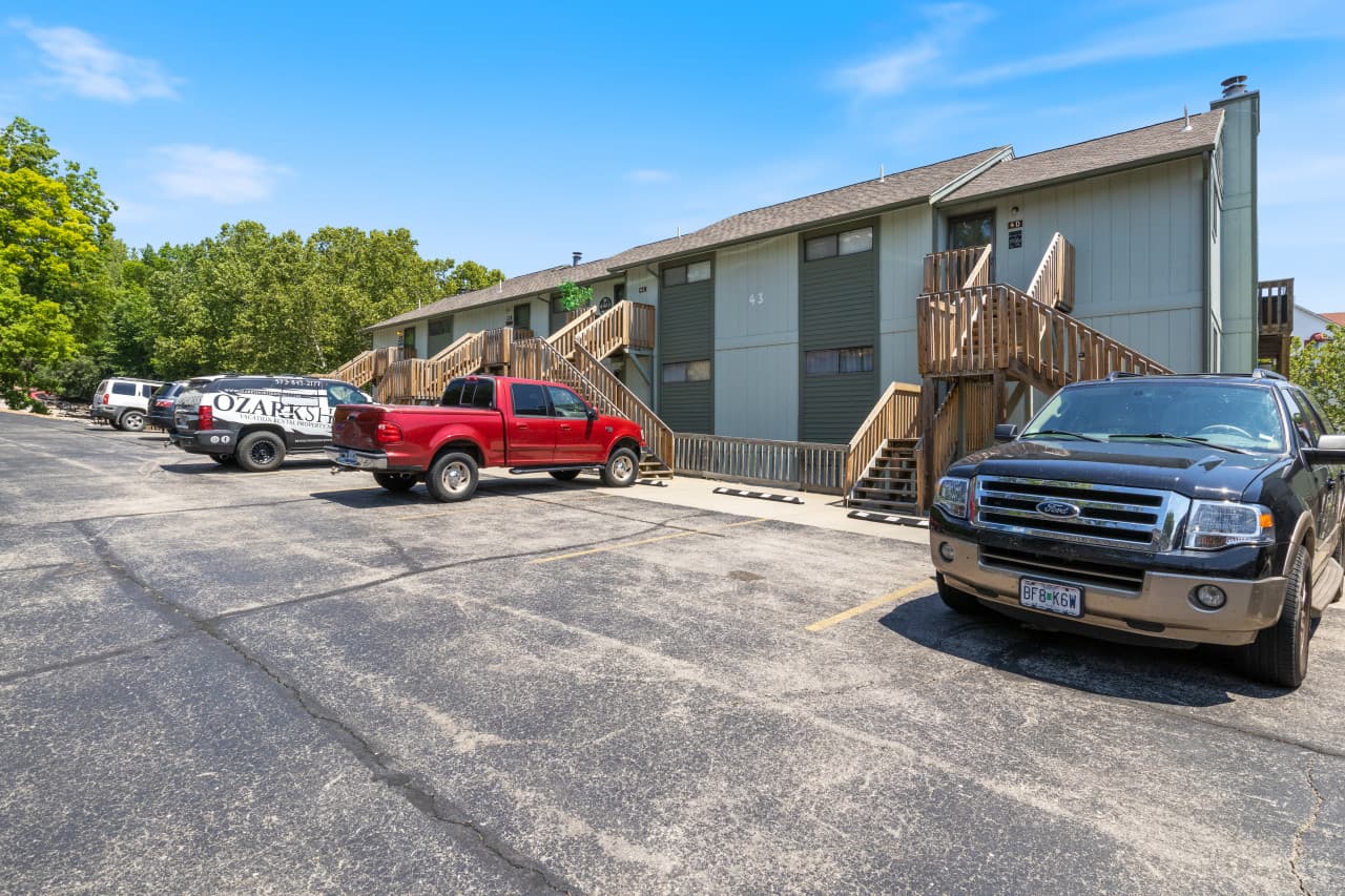 03-43 Southwood Shores Cir - 3.jpg