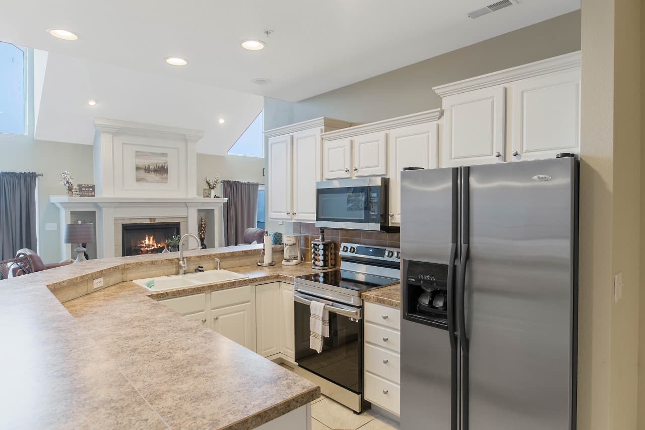 15-426 Cedar Heights Dr_15.jpg