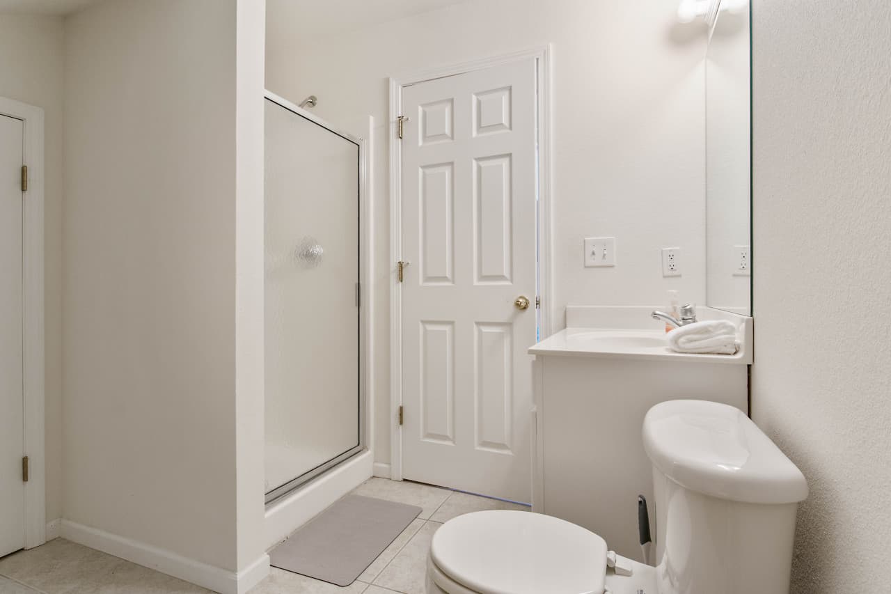 22-426 Cedar Heights Dr_22.jpg