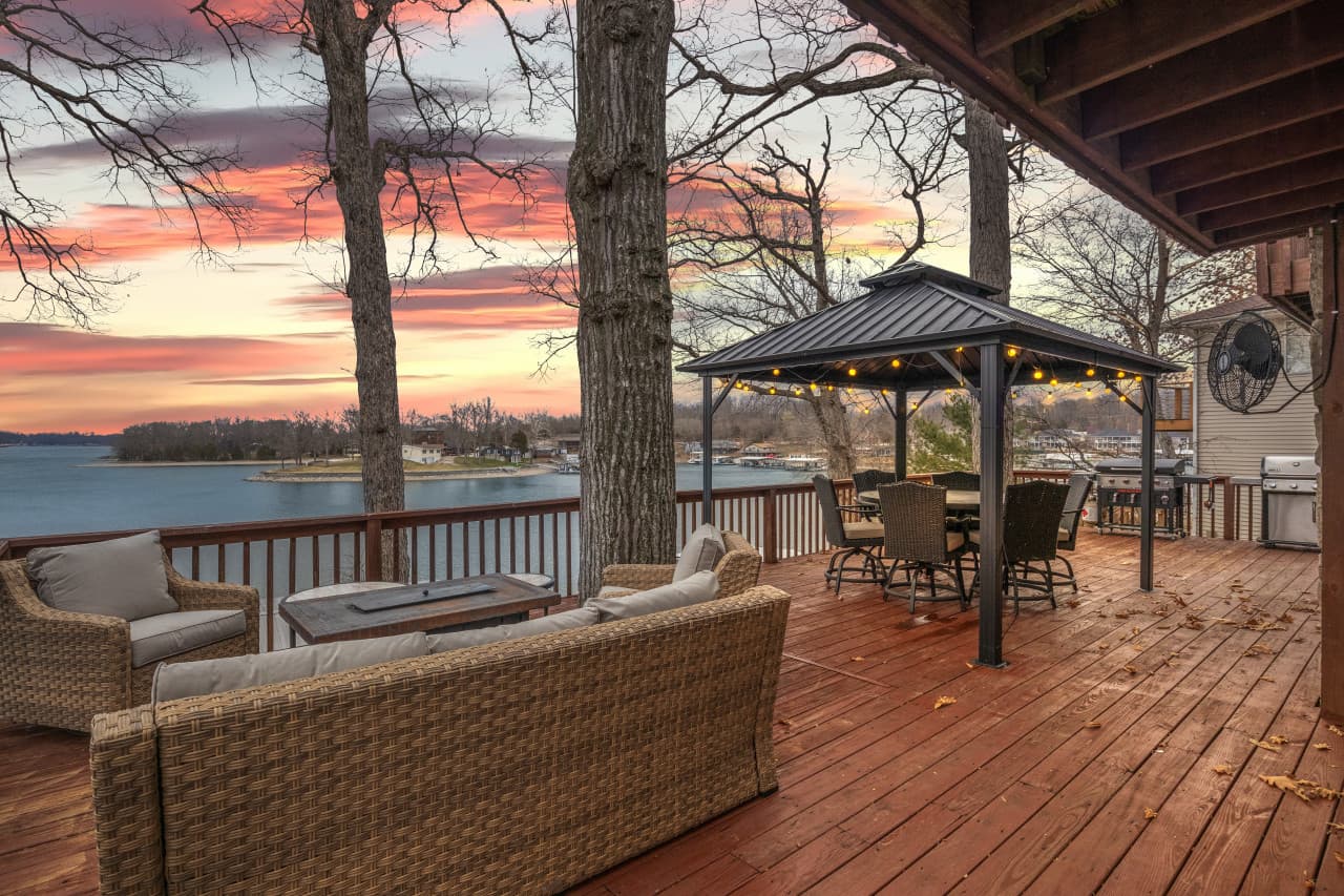 33-9 Point Sunset - 33.jpg