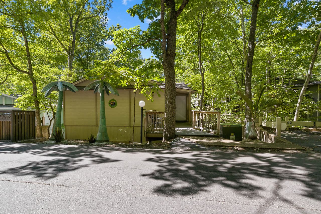02-396 Duenke Dr_28.jpg