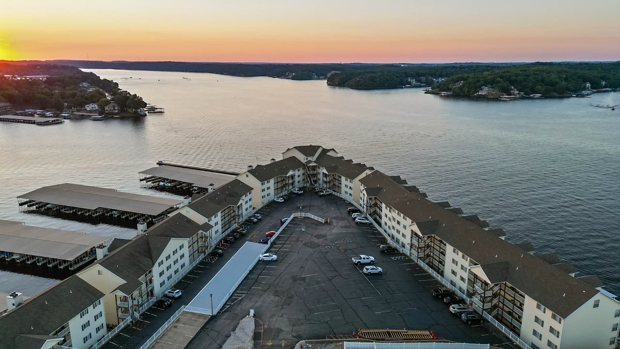 04-1481 Ledges Dr_04.jpg