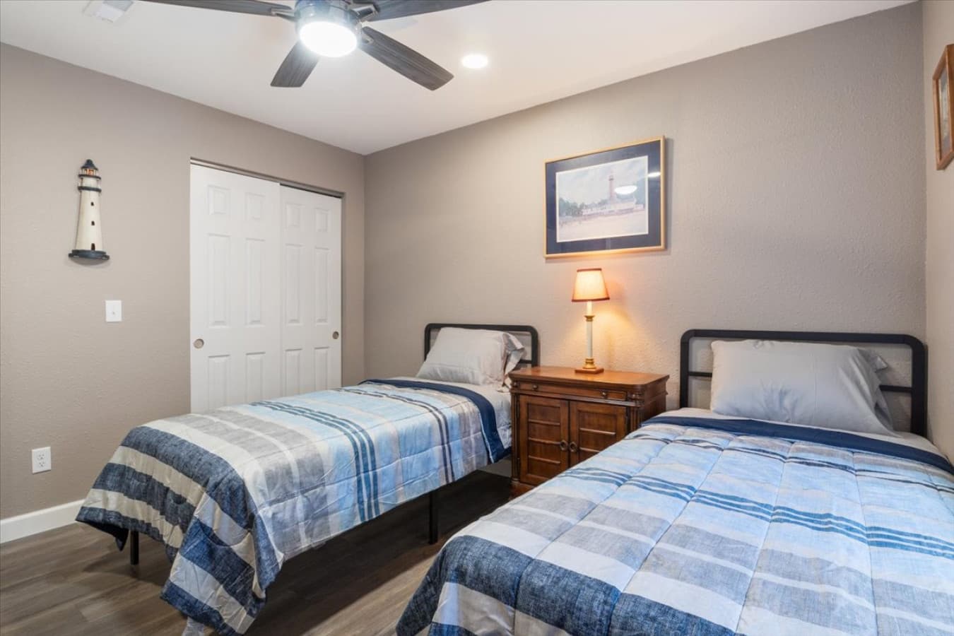 22-1481 Ledges Dr 842 - 22.jpg