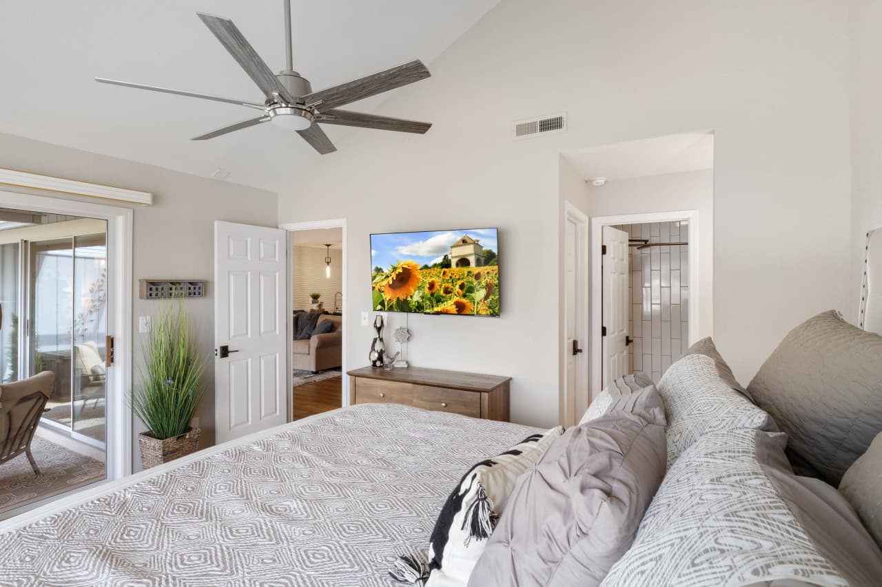 17-17 - 80 Regatta Bay Cir 4C.jpg