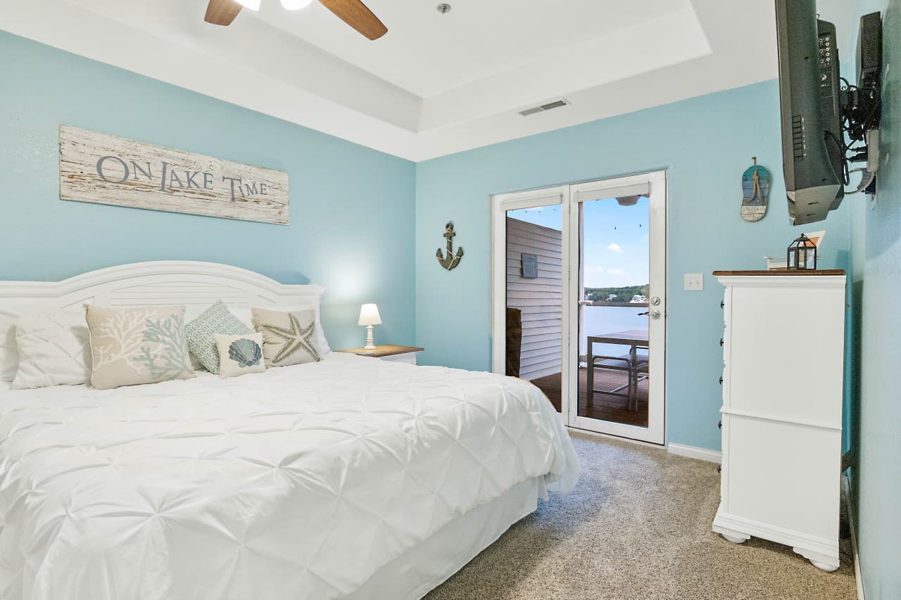 12-44 Emerald Bay Dr 1C-011.jpg