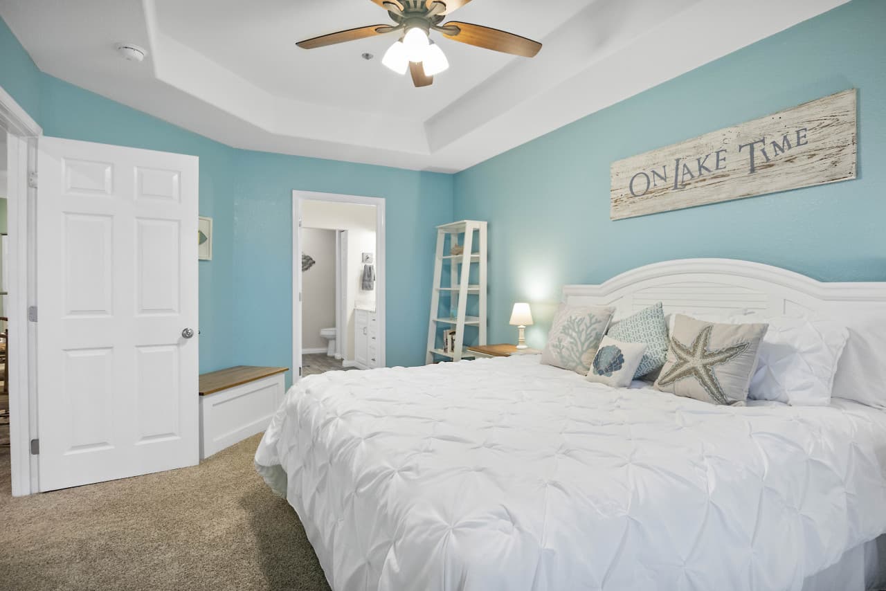 16-44 Emerald Bay Dr 1C-015.jpg