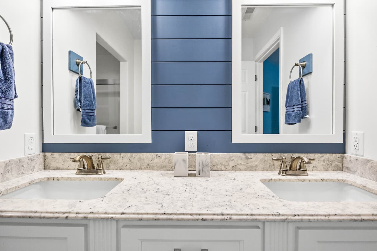 18-44 Emerald Bay Dr 1C-017.jpg