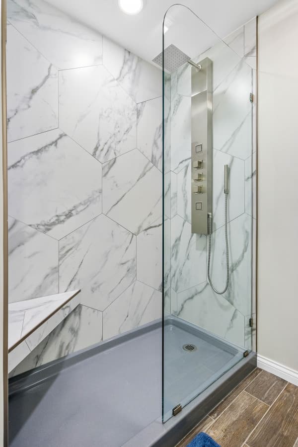 8-44 Emerald Bay Ct 1C_13.jpg