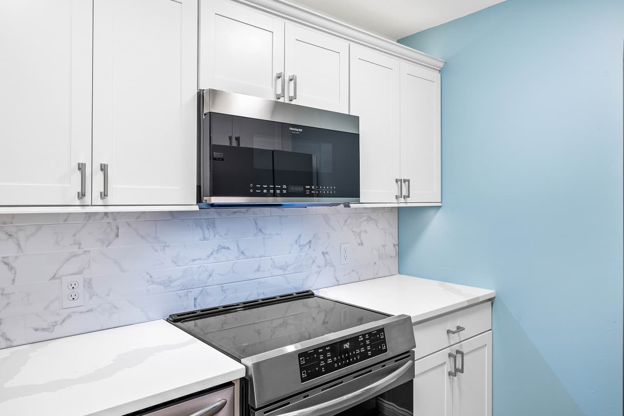 3-44 Emerald Bay Ct 1C_8.jpg
