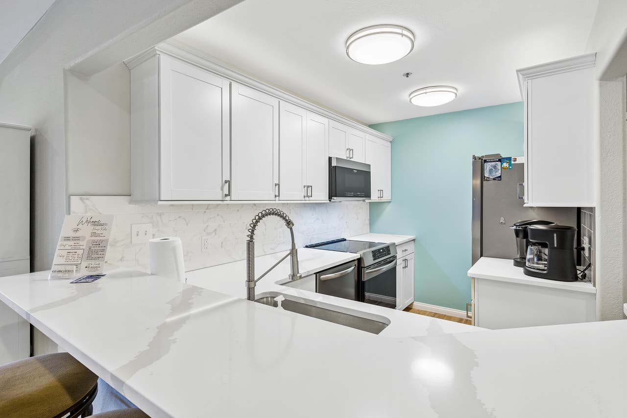 1-44 Emerald Bay Ct 1C_6.jpg
