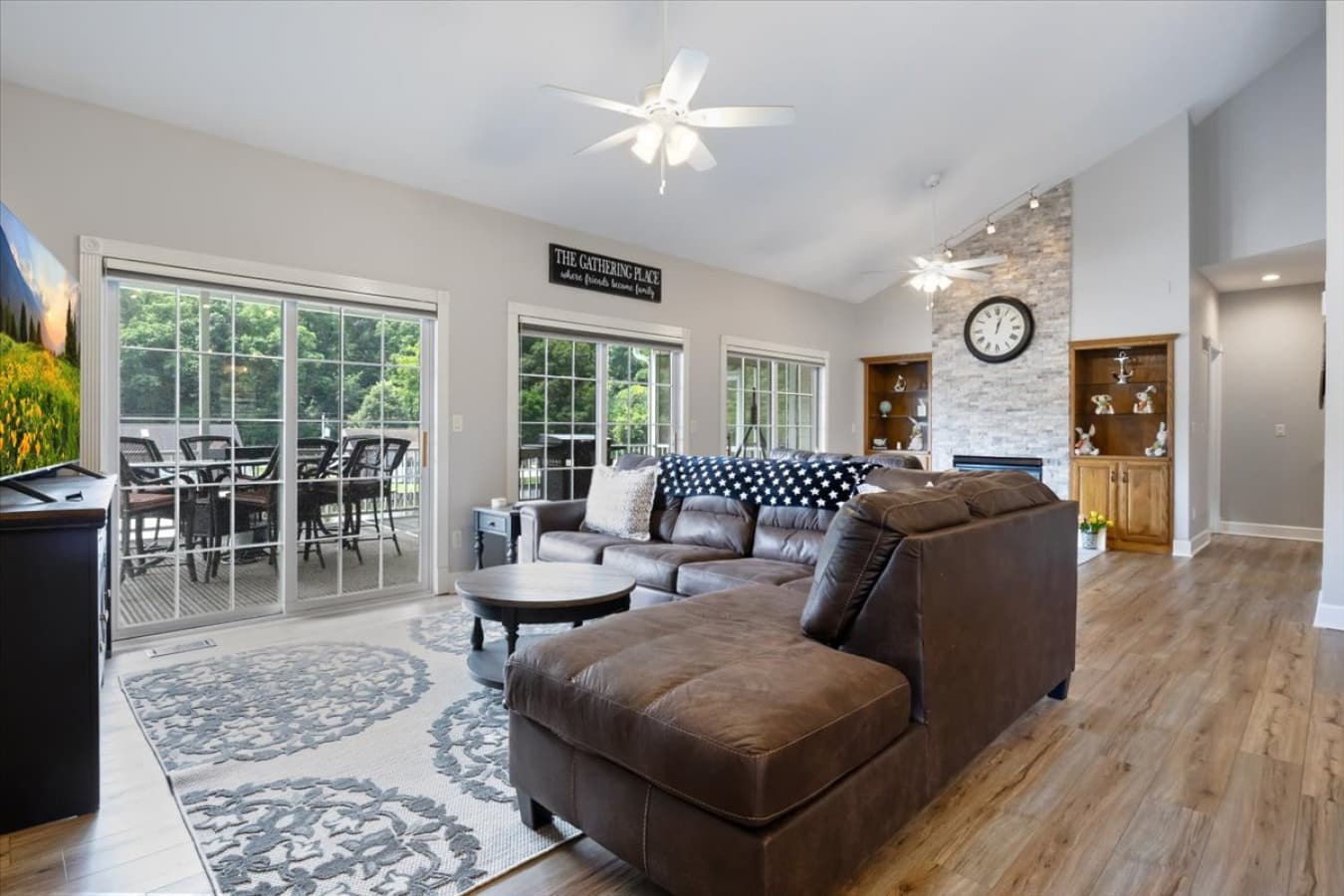 10-62 Mistwood Bluff Rd - 10.jpg