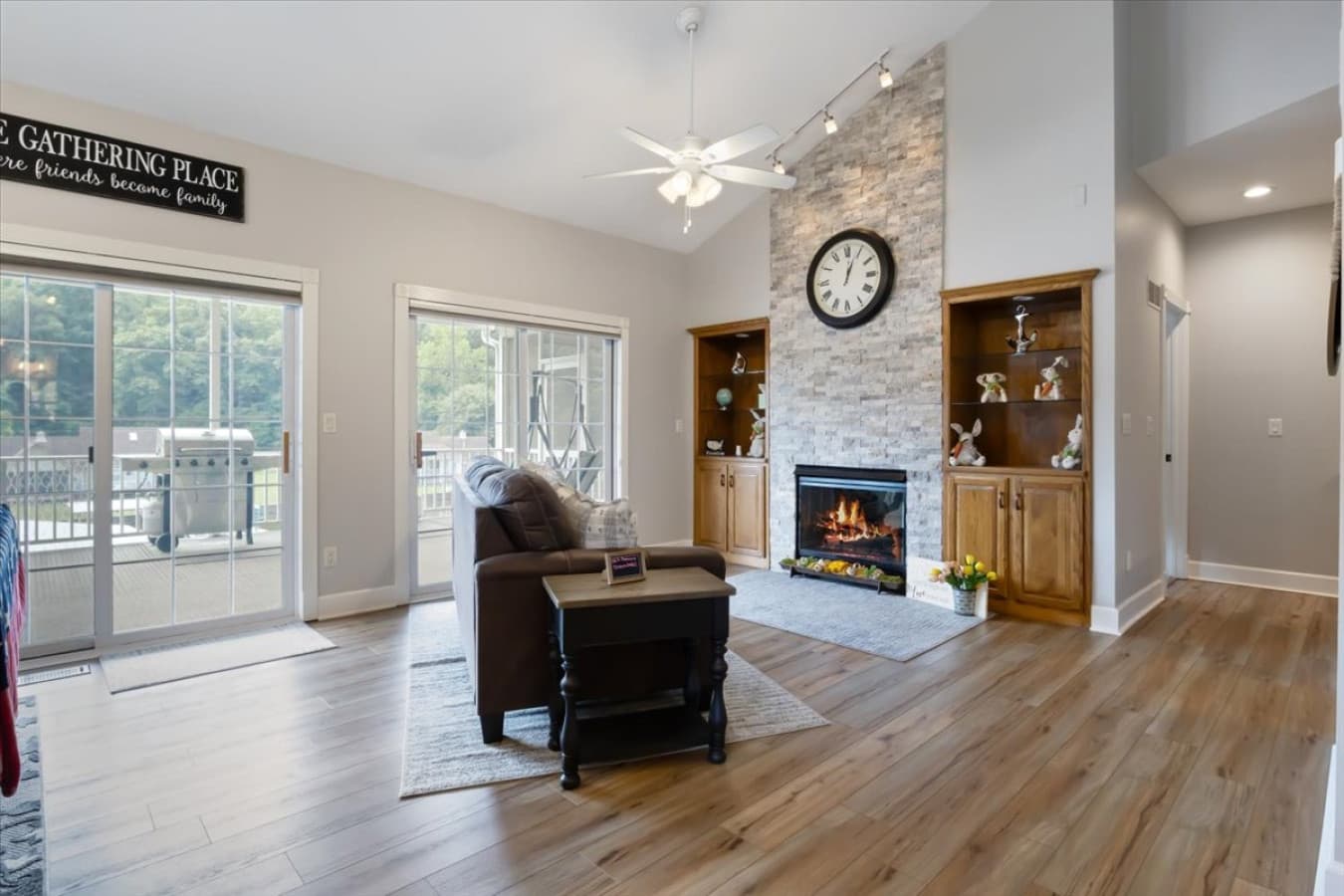 12-62 Mistwood Bluff Rd - 12.jpg