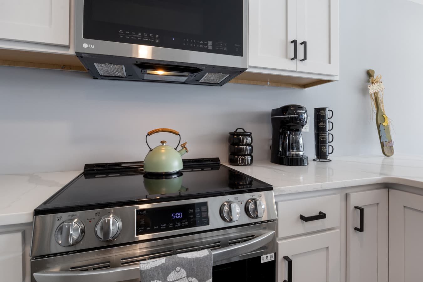 04-31020 Viewside Dr - 4.jpg