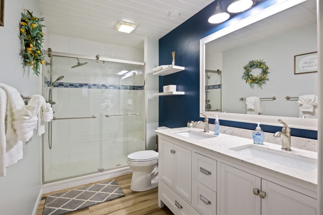 03-121 Chestnut Rd - 11.jpg