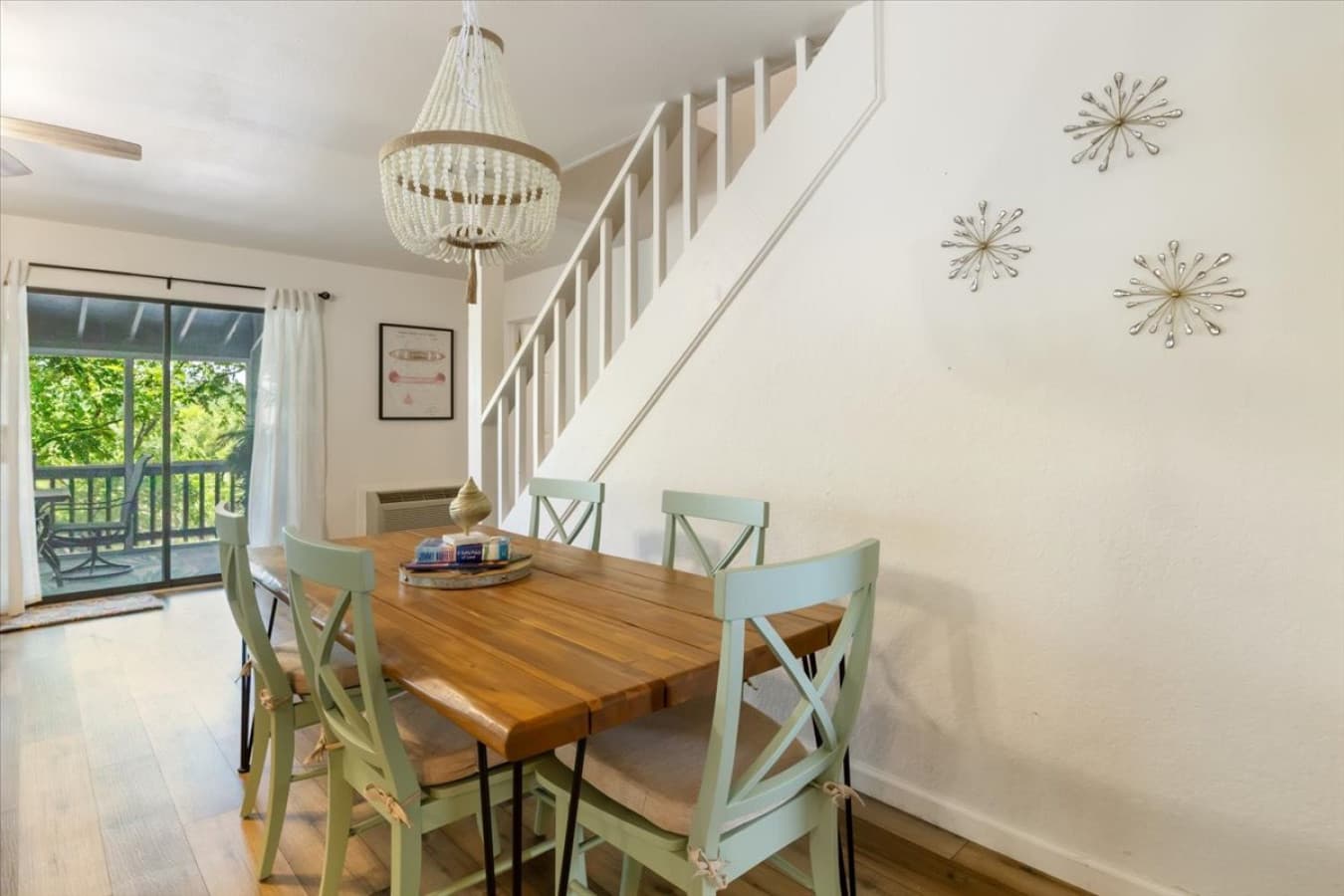 12-381 Moongate Dr - 12.jpg
