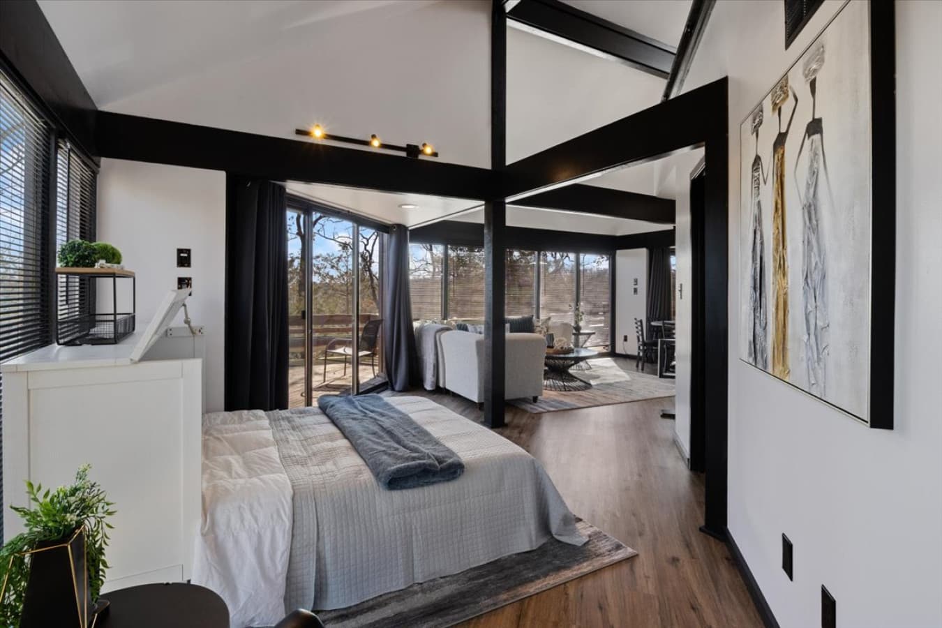 11-124 Tree Loft Dr - 11.jpg