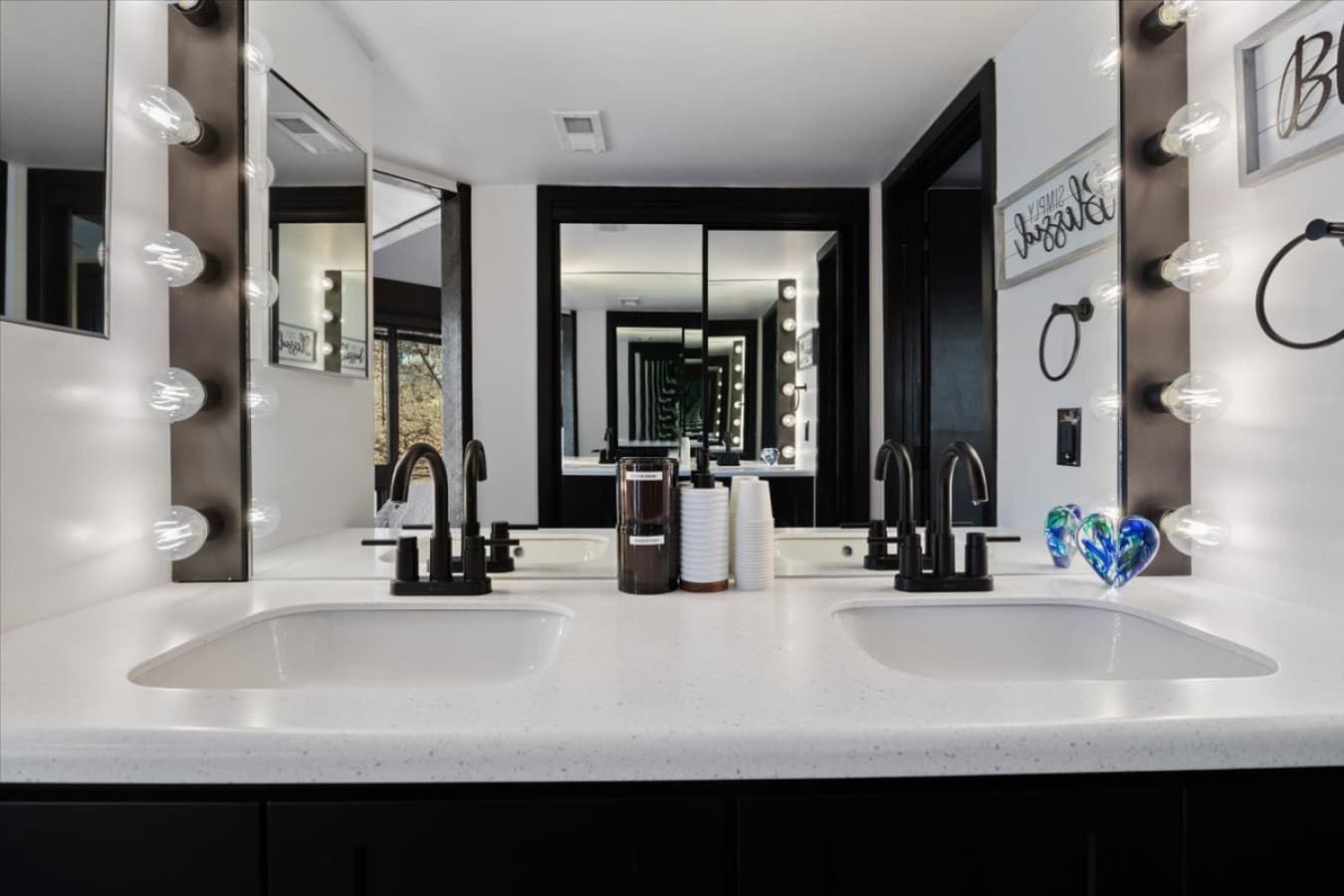 13-124 Tree Loft Dr - 13.jpg