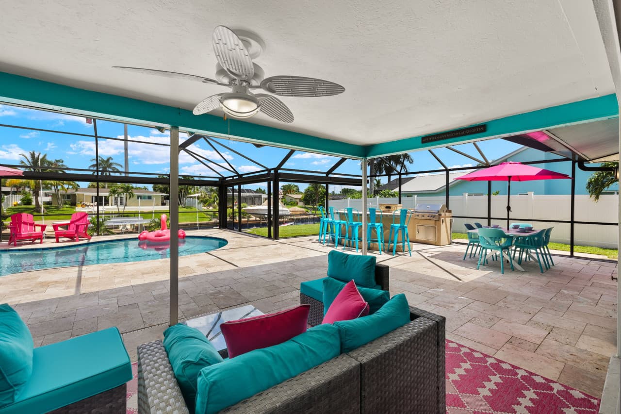 26-Lanai 1 of 2.jpg